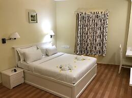 Daffodils Spice Court