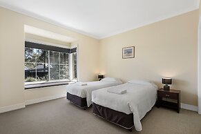 Waverley House Cottages