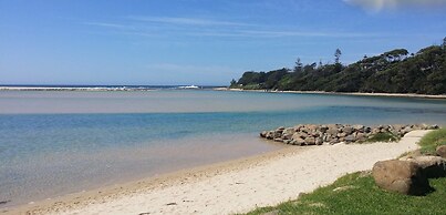 Dolphins Point Tourist Park