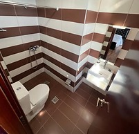 Monte Cristo Hotel with Rooftop Pool