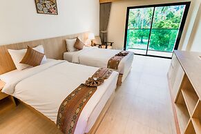 Airport Beach Hotel Phuket