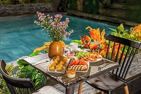 Lahome Boutique Villa and Apartment