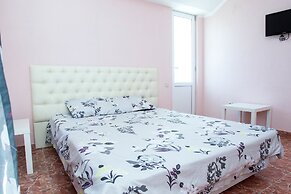 Khloya Hotel