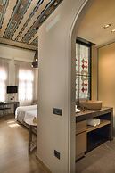 Contessa Boutique Hotel