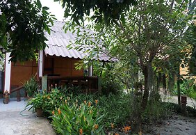 Bansuan Thanormpat Resort