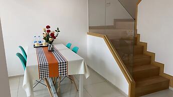 Ihouse Executive Apartment