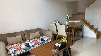 Ihouse Executive Apartment