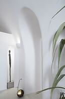 White and Co. La Torre Suites