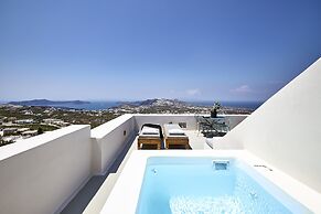 White and Co. La Torre Suites