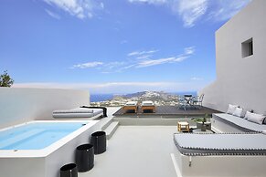 White and Co. La Torre Suites