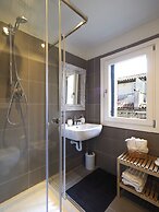 Majestic Rialto House