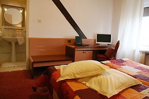 Hotel Restaurant Ernenwein