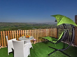 shir lakineret smadar