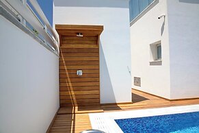 Sunrise Seaview Villas