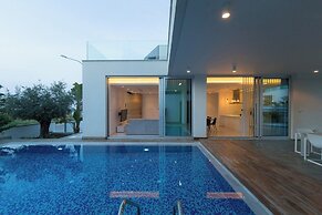 Sunrise Seaview Villas