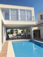Sunrise Seaview Villas
