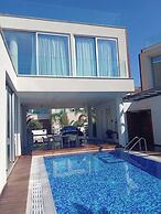 Sunrise Seaview Villas