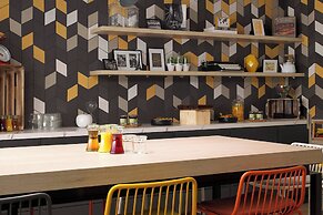 Courtyard by  Marriott Paris Gare de Lyon