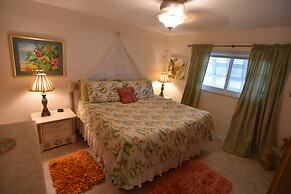 Oasis at John's Pass Madeira Beach