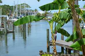 Oasis at John's Pass Madeira Beach