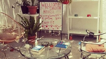 Hostal Davishs House