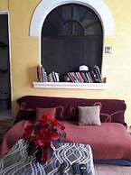 Hostal Davishs House