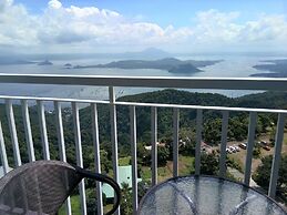 Wind Residences by SMCo