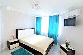 Megapolis Apartments on Bolshaya Manezhnaya street 13V