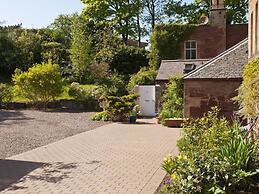 Inchgarry Court Main