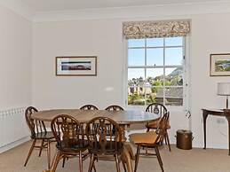 Inchgarry Court Main