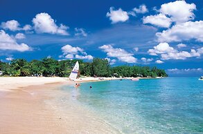 Coral Cove 11 by Altman