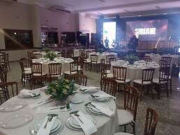 Mariá Plaza Hotel