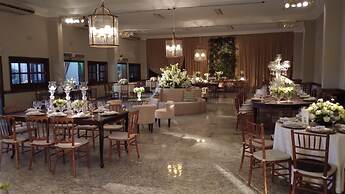 Mariá Plaza Hotel