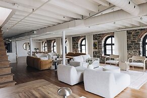 Saint Sulpice Lofts by Bakan - Old Montreal