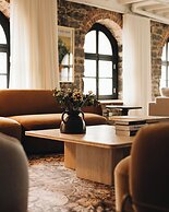 Saint Sulpice Lofts by Bakan - Old Montreal