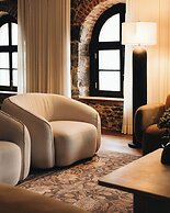 Saint Sulpice Lofts by Bakan - Old Montreal