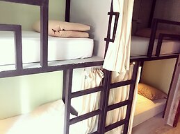 OasisCafe&Nap - Hostel