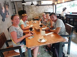 OasisCafe&Nap - Hostel