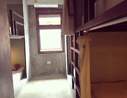 OasisCafe&Nap - Hostel