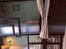 OasisCafe&Nap - Hostel