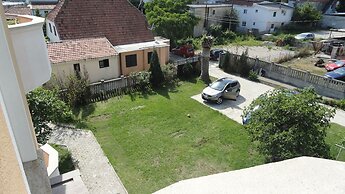 Apartment Pucurica II