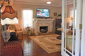 Martha's Vineyard Bed & Breakfast