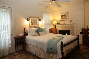 Martha's Vineyard Bed & Breakfast