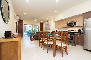 Puerta Zama 107 by BRM