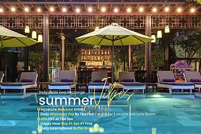 White Lotus Hotel Hoian