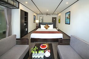 White Lotus Hotel Hoian