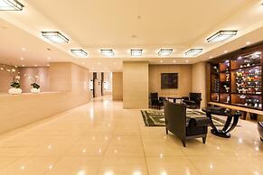 Metropolis 1 Bedroom with Parking