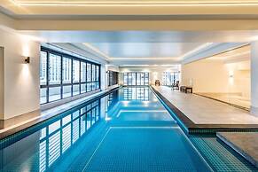 Metropolis 2 Bedroom Park Suite