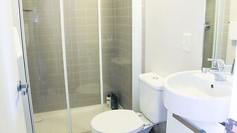 Quadrant 2 Bdr with Seaview & Parking