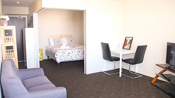 Quadrant 2 Bdr with Seaview & Parking